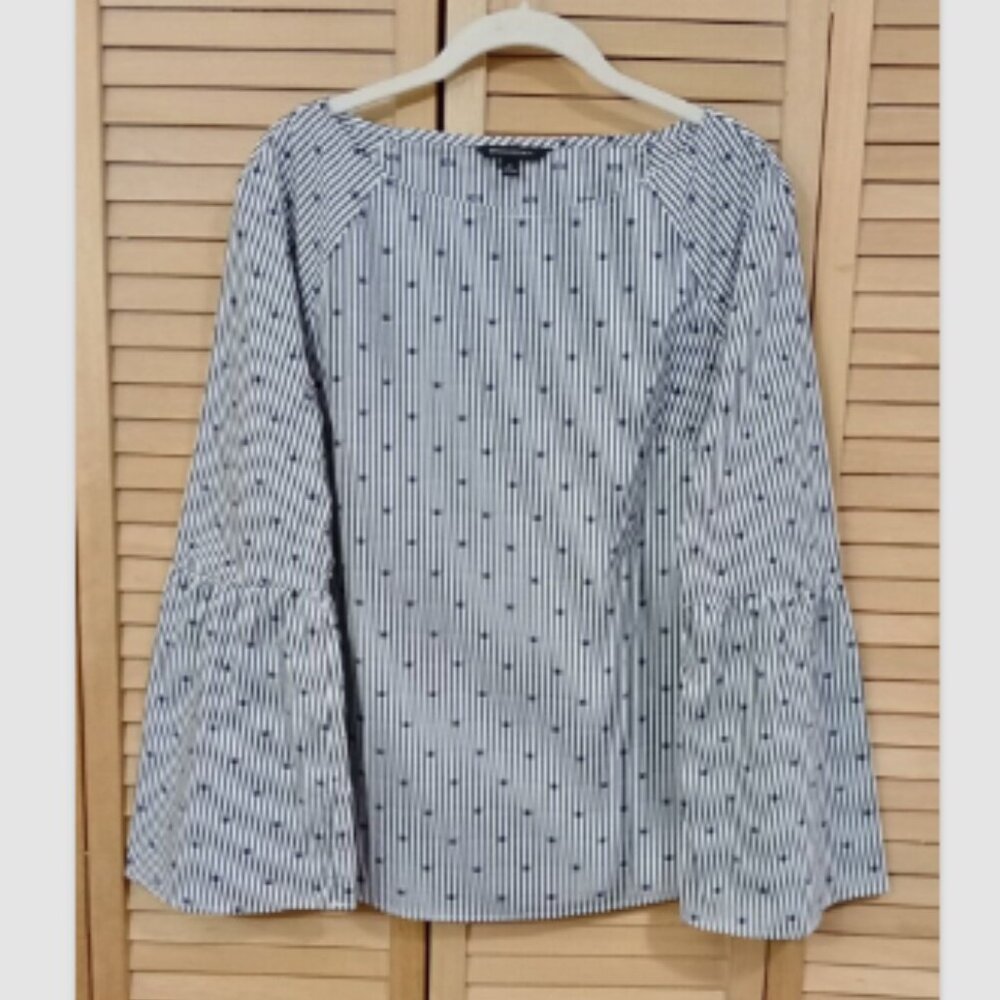 Banana Republic Long Bell Sleeve Kristen Top M - Picture 6 of 8